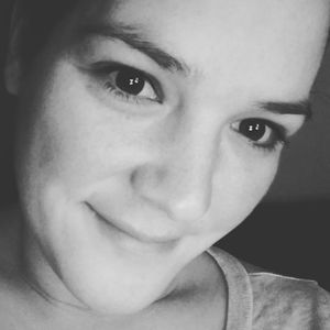 Meet your Posher, Tia